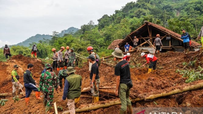 Badan Geologi: Relokasi Total Warga Arjasari Mendesak — Risiko Longsor Susulan Bisa Seret Lebih Banyak Korban